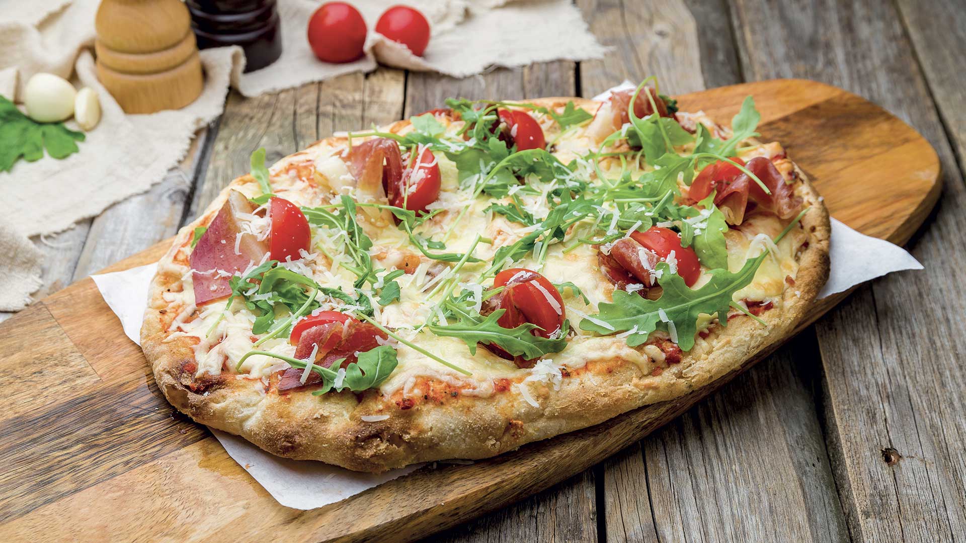 Sabelli distribuzione Pinsa pomodorini mozzarella e rucola ricetta